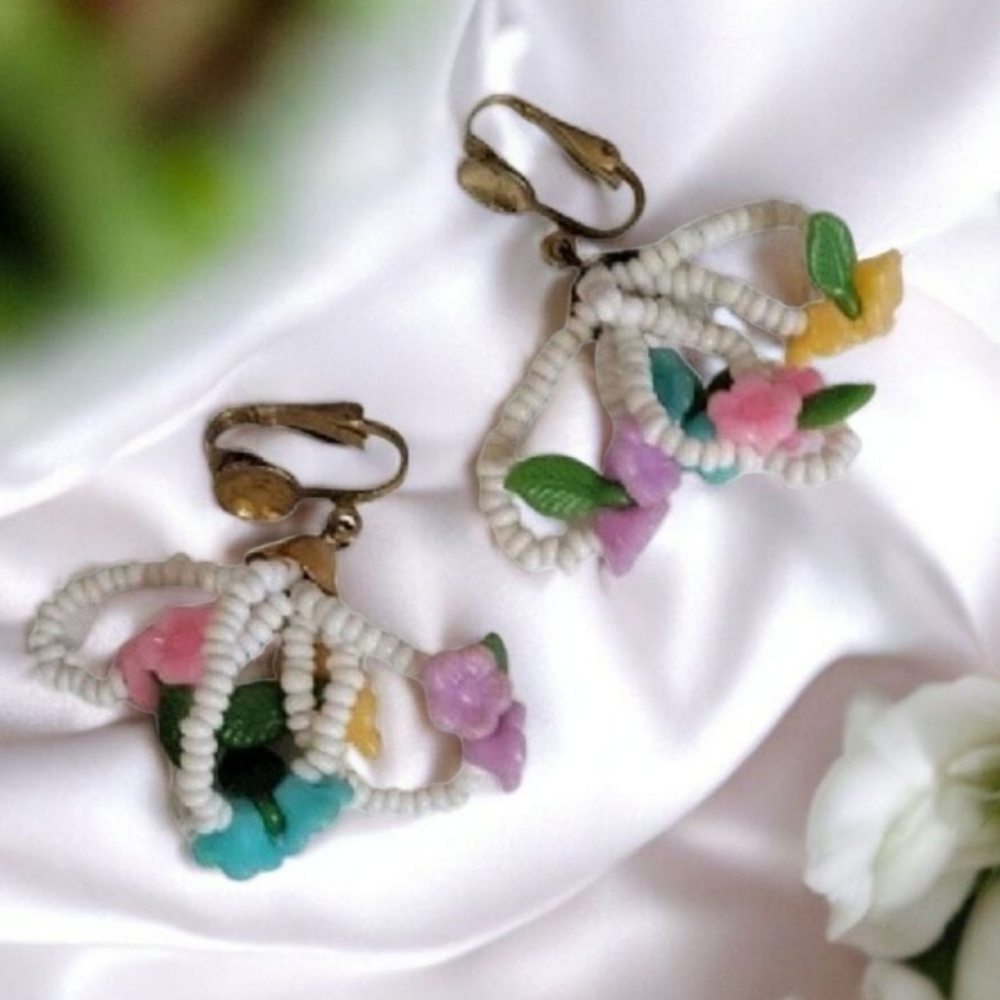 Rare Vintage Hong Kong Flower Beaded  Multi Strand Cluster Clip Earrings Signed